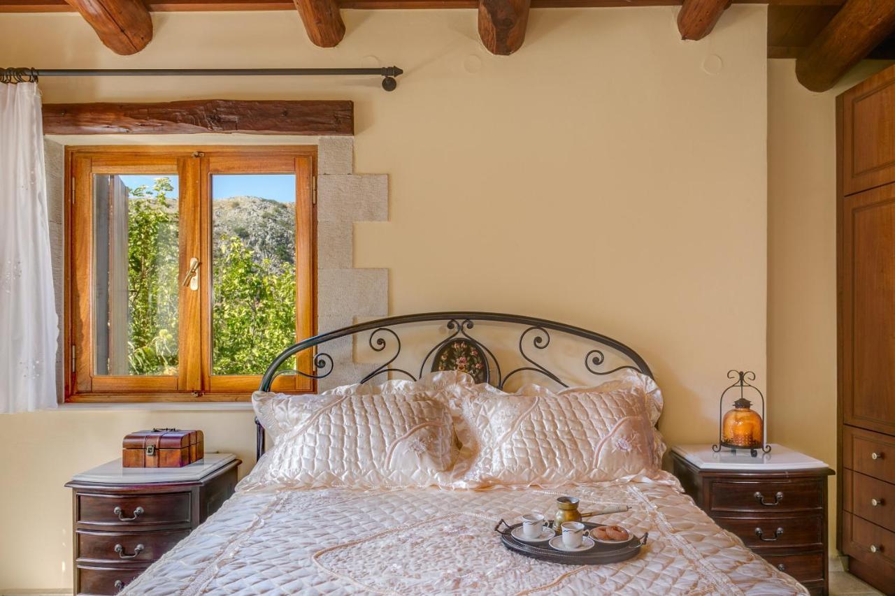 Ifigenia Lux Maisonette In Oldtown And Villas In Theriso Vilage 14 Km Outside Of Chania Chania  Exteriér fotografie