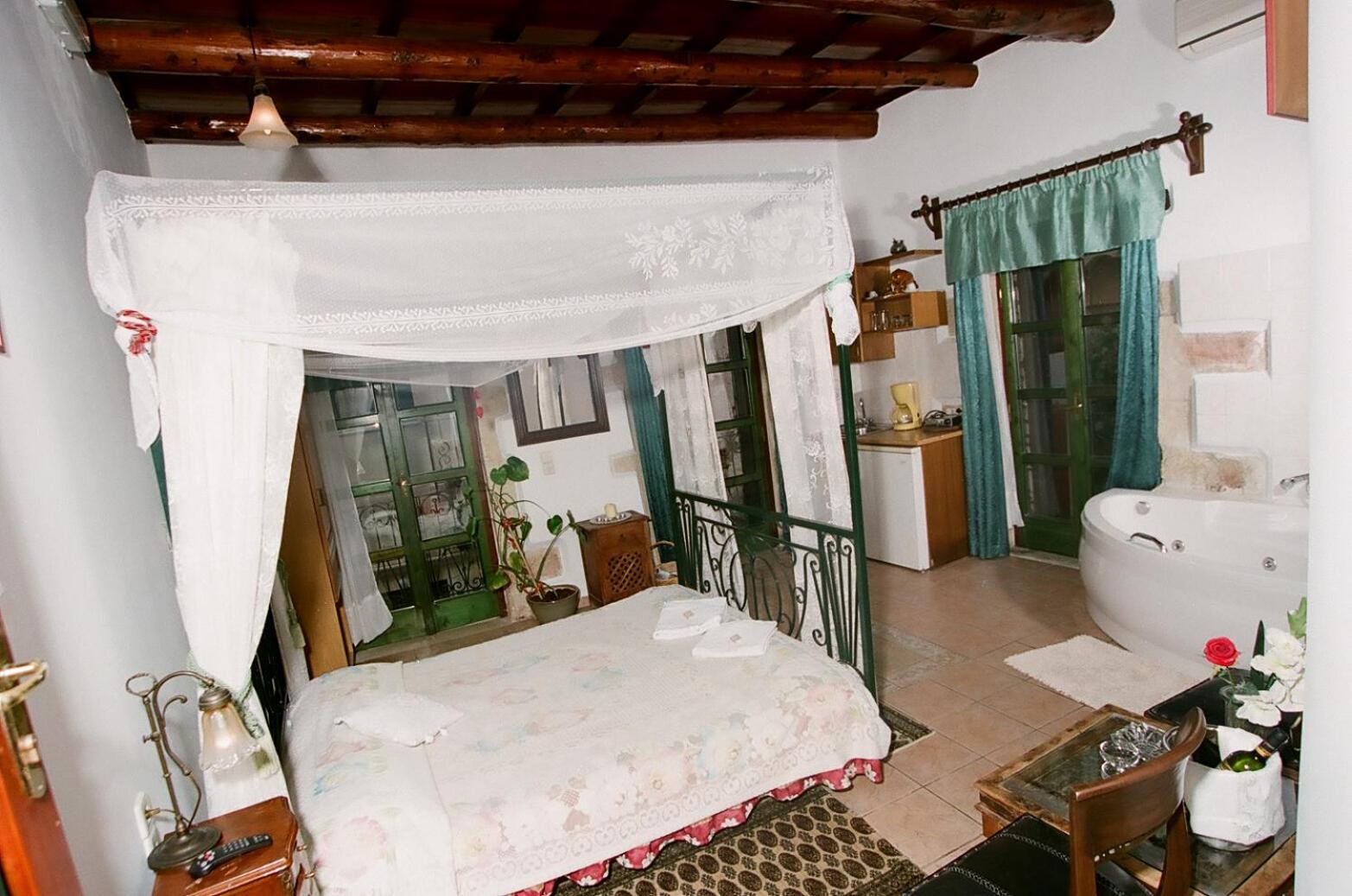 Ifigenia Lux Maisonette In Oldtown And Villas In Theriso Vilage 14 Km Outside Of Chania Chania  Exteriér fotografie