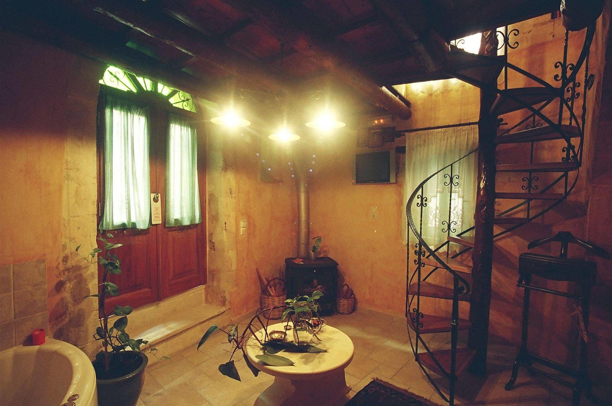 Ifigenia Lux Maisonette In Oldtown And Villas In Theriso Vilage 14 Km Outside Of Chania Chania  Exteriér fotografie
